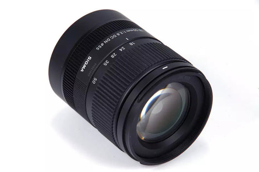 Sigma 18-50mm f/2.8 DC DN Contemporary Lens for Leica L (585969)