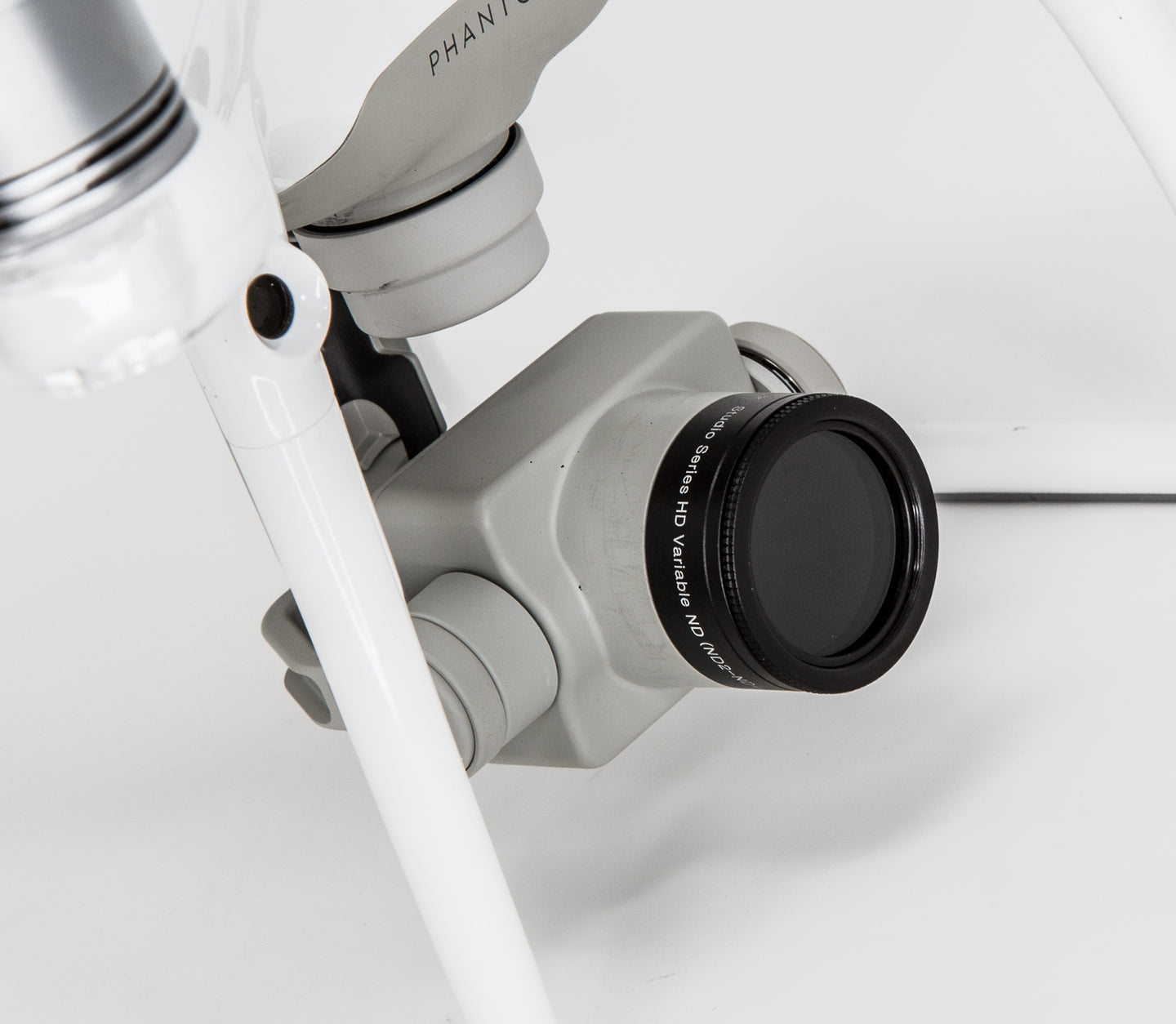 ULTIMAXX 7 Piece Filter Kit for DJI Phantom 4 Series (UV + CPL + Variable ND2 to ND400 + Lens Hood + Case + Cloth)