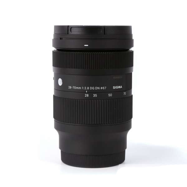 Sigma 28-70mm f/2.8 DG DN Contemporary Lens for Sony E Bundle