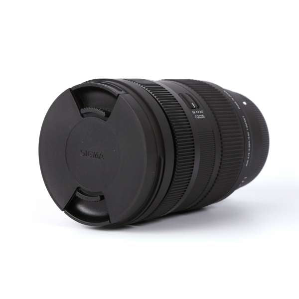 Sigma 28-70mm f/2.8 DG DN Contemporary Lens for Sony E Bundle